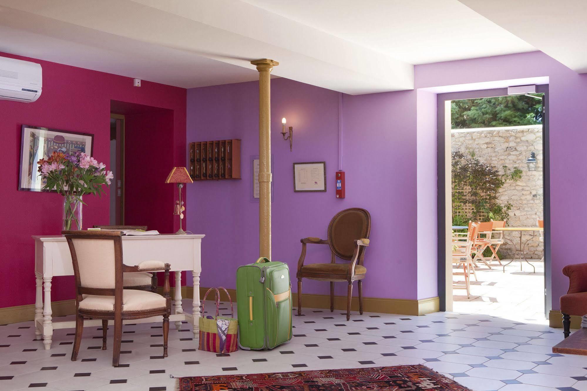 Logis Hotel O En Couleur Oucques-la-Nouvelle Экстерьер фото